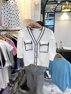 全球時尚脈絡 服裝開衫商場實拍圖庫與零售批發市場全覽